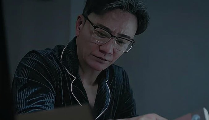 男子整理母亲遗物发现